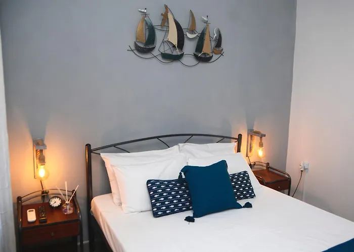 Batsi Bay Premium